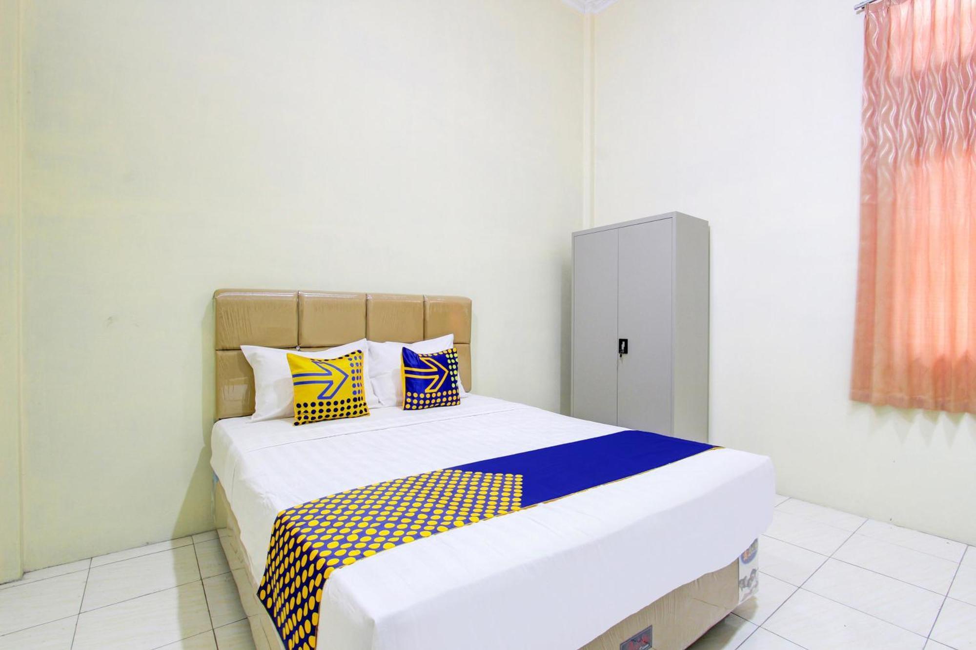 Spot On 93245 Guest House Mulia Dua Syariah Klaten Eksteriør bilde